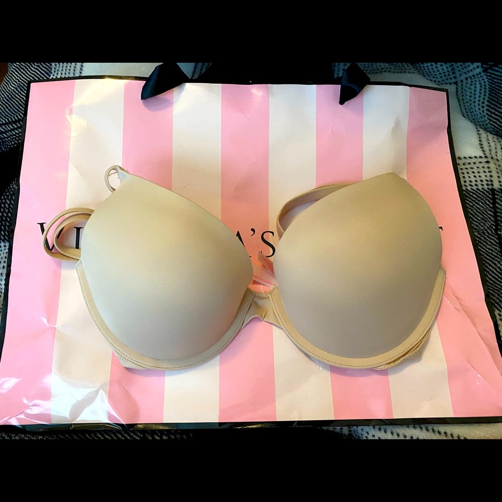 PINK Wear Everywhere Push-up size 32 D